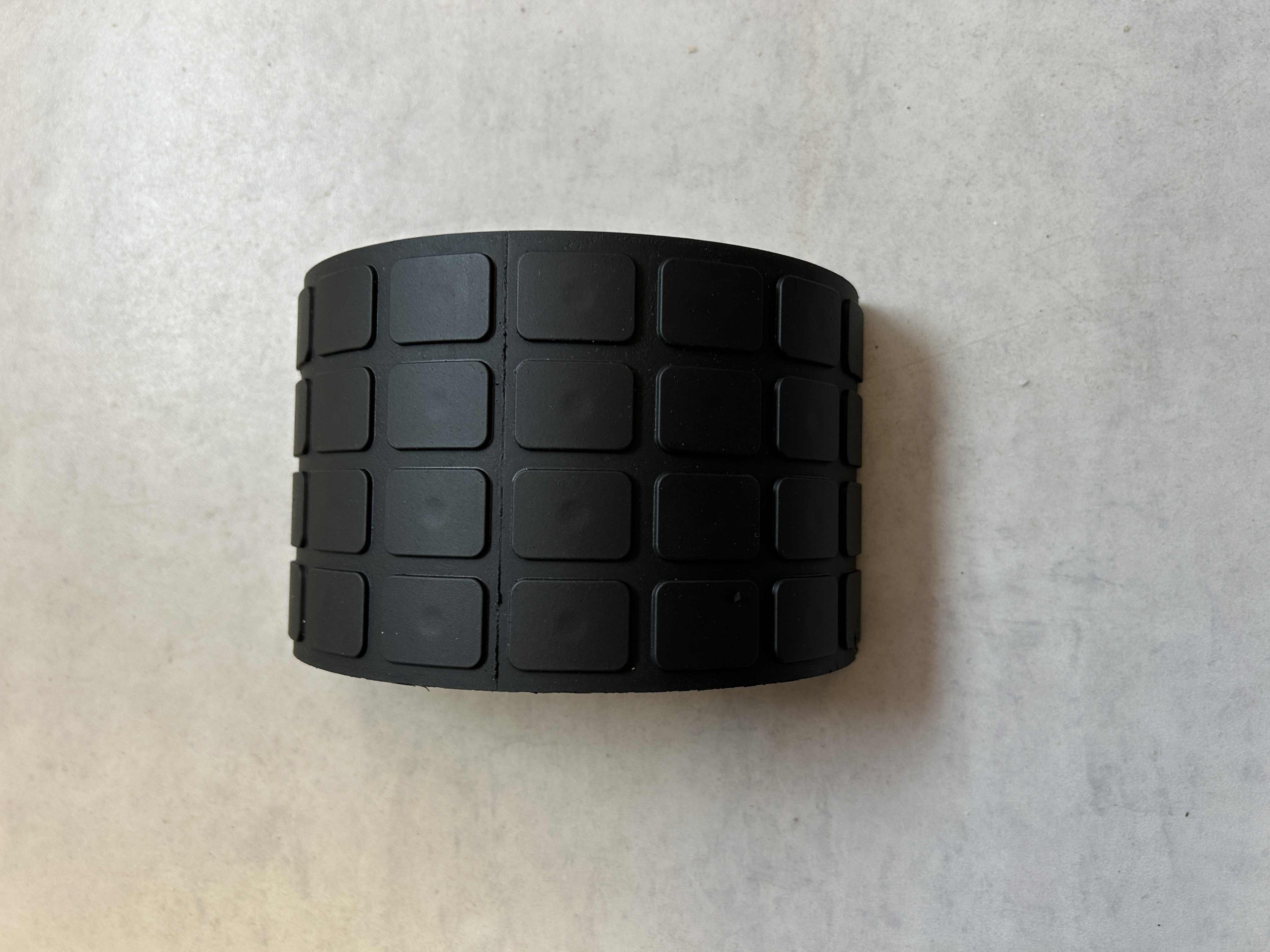 Gummilager A0009889210 für MB Trac 442 + 443